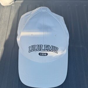 Lululemon Athletica structured ball hat